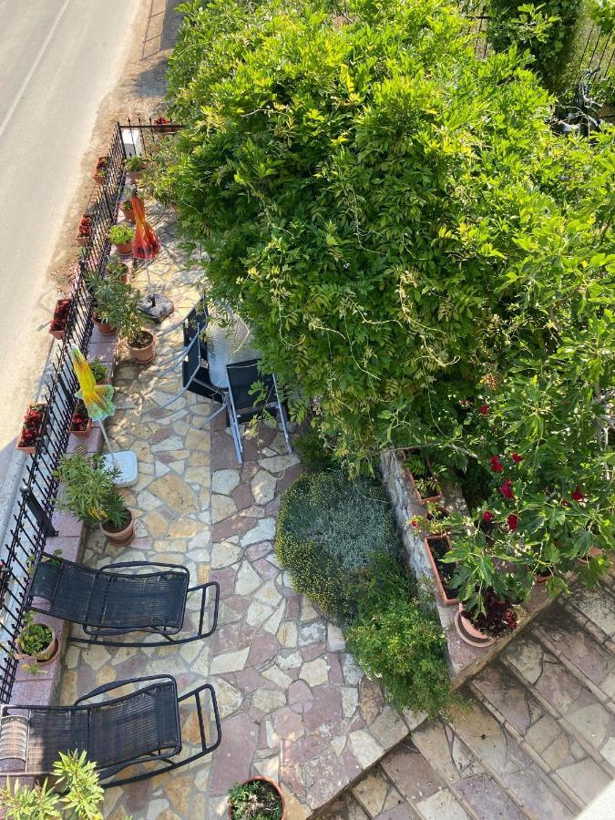 شقة Agape ستروغا المظهر الخارجي الصورة